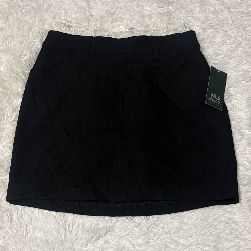NWT Wild Fable Black With White Lace Trim Mini Skirt Size XXS